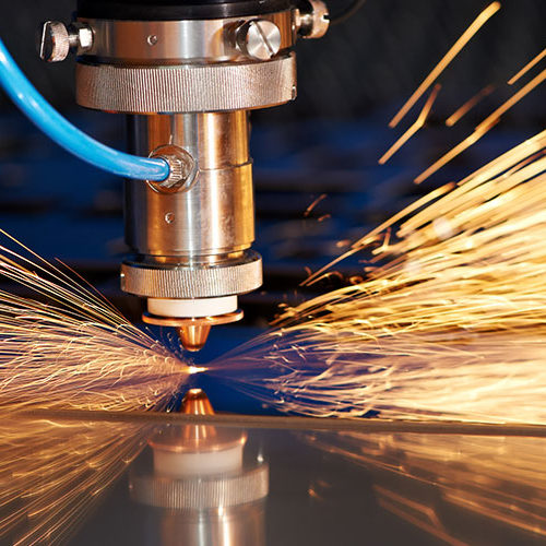 Metal fabrication machine