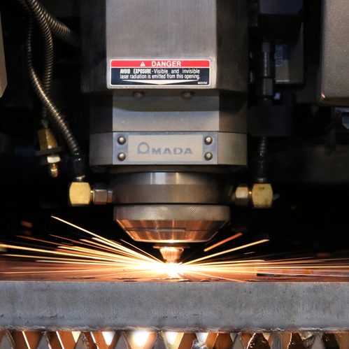 laser cutting machine